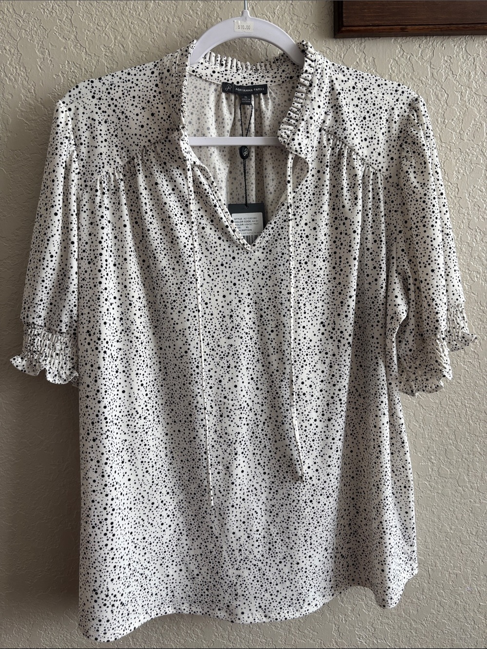 Adrianna Papell Cream and Black Speckled Ruffle V-Neck Blouse